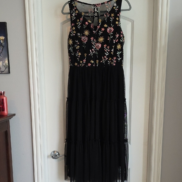 EUC Lane Bryant Size 12 Black Floral Midi Dress - Picture 3 of 8